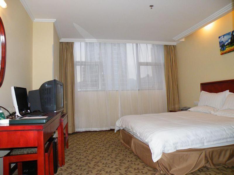 Greentree Inn Guiyang Penshuichi Business Hotel Værelse billede