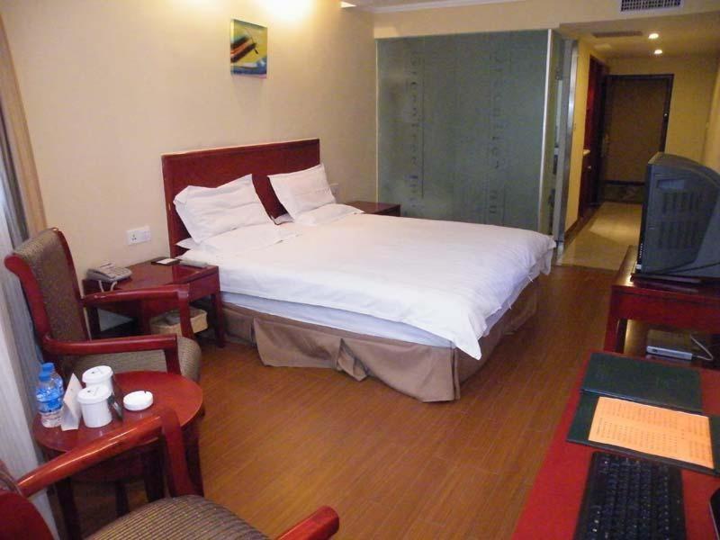 Greentree Inn Guiyang Penshuichi Business Hotel Værelse billede