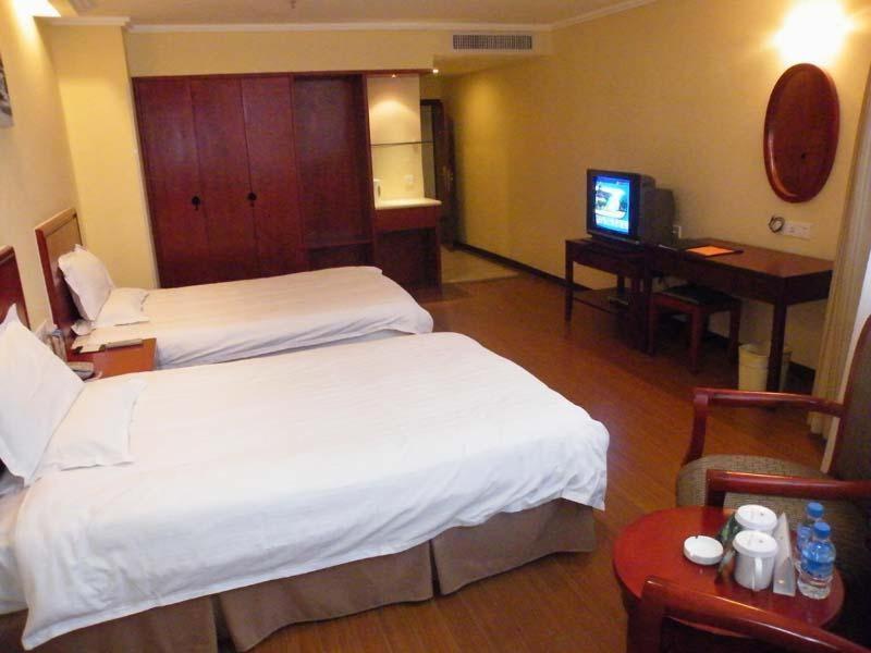 Greentree Inn Guiyang Penshuichi Business Hotel Værelse billede